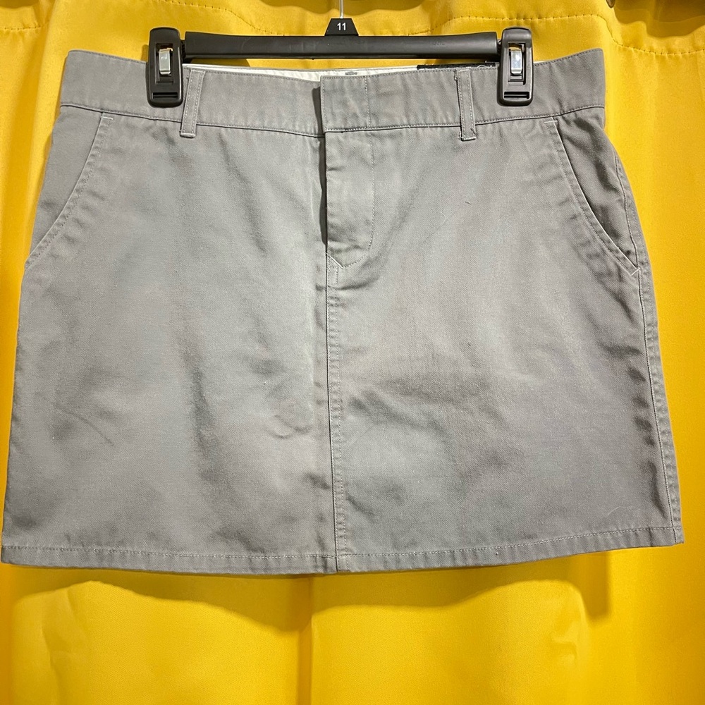 Volcom Gray and Black Patterned Skirt